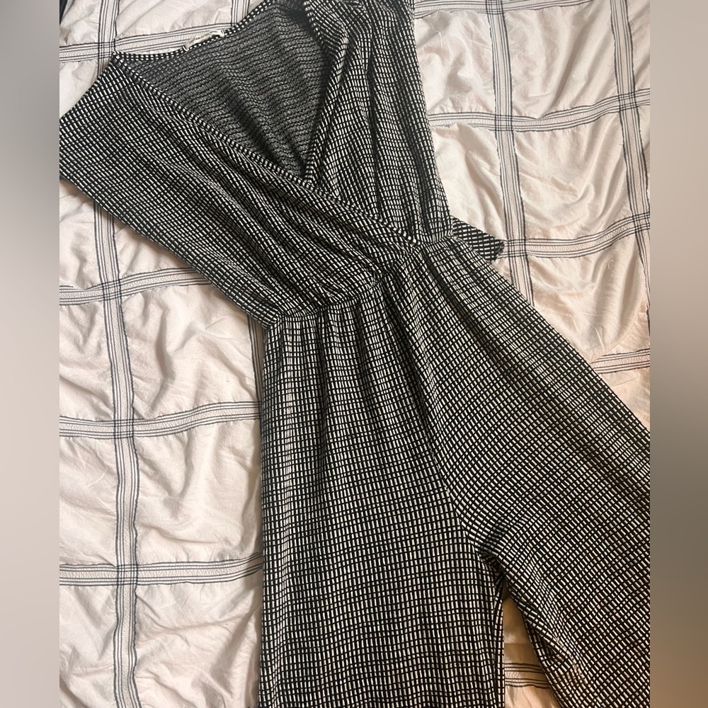 Romper - medium, black & white